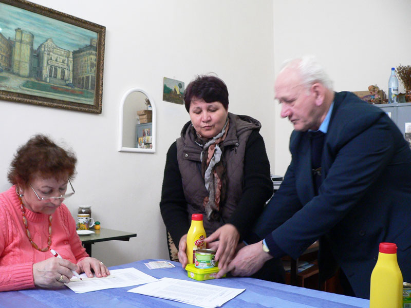 Ajutoare nerambursabile si produse alimentere Paste 2015